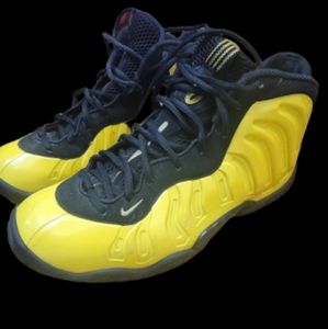NIKE AIR FOAMPOSITE ONE WU TANG YELLOW/BLACK SNEAK